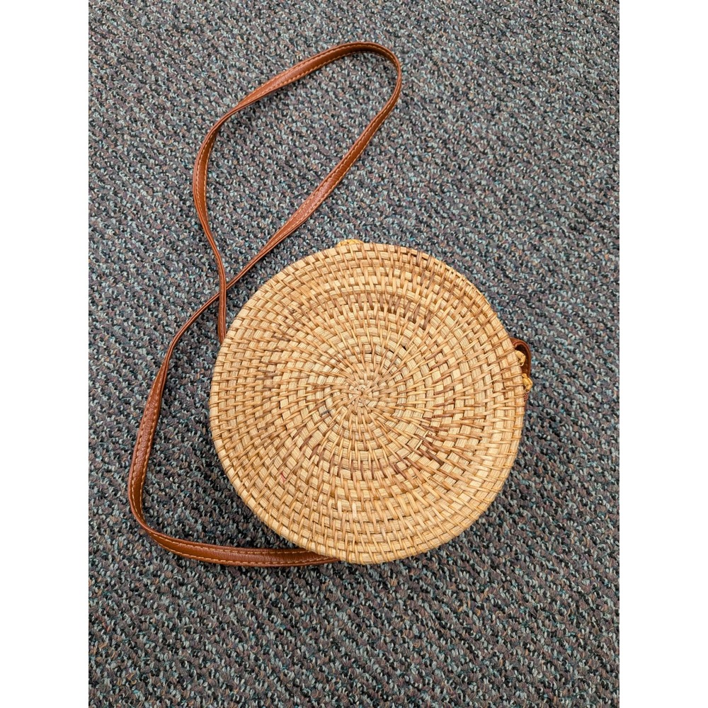 Round Rattan Woven Crossbody Bag Brown Faux Leather Strap Floral‎ Lining Boho